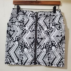 Skirt Aztec Asymmetrical High Low Hi Lo Black White Aztec Tribal Print S M L Skirt Aztec Asymmetrical High Low Hi Lo Black White Aztec Tribal Print S M L